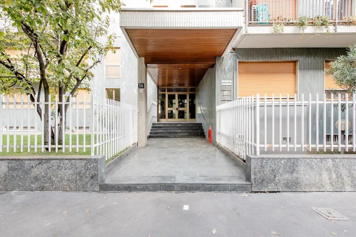 Luxury 2 Bedroom Apartament, Close To San Siro, Fiera And 10 Min Metro To Duomo Milán Exterior foto